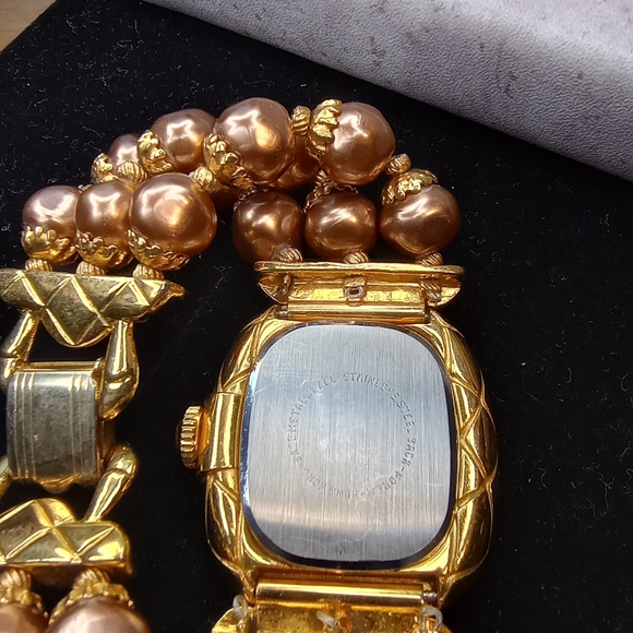 Robert Rose Watch Toffee Faux Pearl Triple Strand Bracelet 7-7.5" - Picture 6 of 9